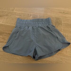 Quiet storm shorts